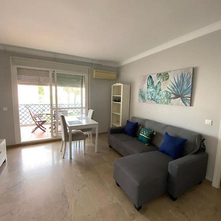 Apartamento Junto Al Puerto Deportivo De 埃斯特波纳 外观 照片