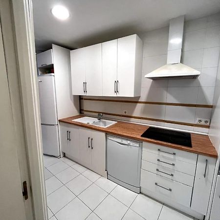 Apartamento Junto Al Puerto Deportivo De 埃斯特波纳 外观 照片