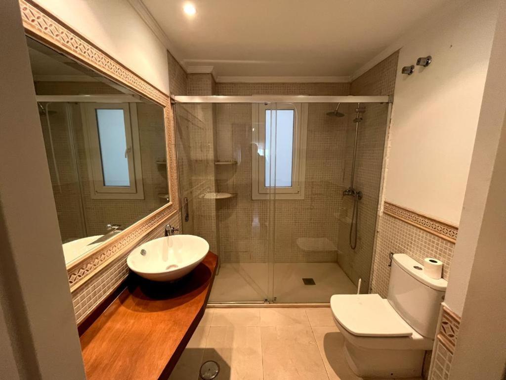Apartamento Junto Al Puerto Deportivo De 埃斯特波纳 外观 照片